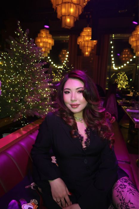 Продам костюм с юбкой