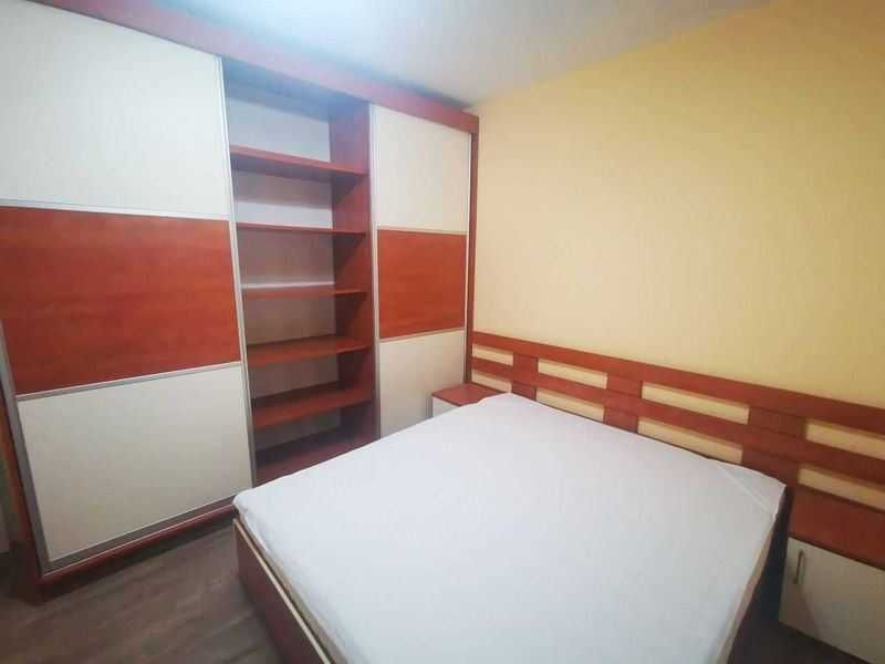 Продава се Двустаен апартамент в София, Изгрев - 56 кв.м за 2786 €/кв.м - Снимка #4