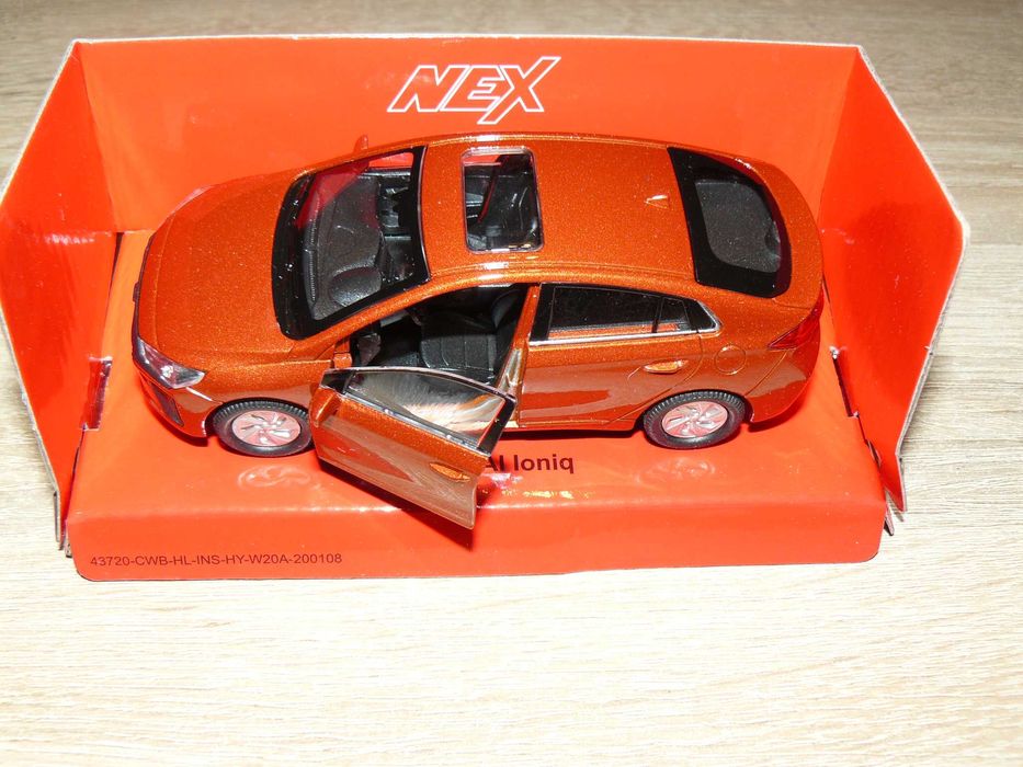 Macheta Auto De Colectie HYUNDAI IONIQ Scara 1:34,Noua WELLY - NEX