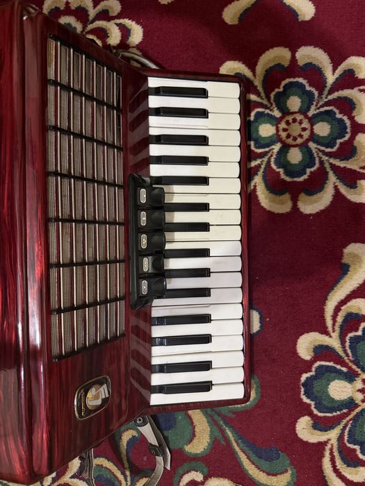 Acordeon Weltmeister Stella