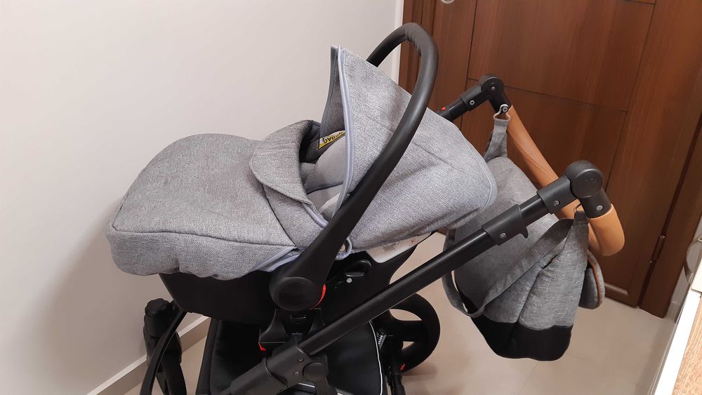 Детски /бебешки кош за кола с адаптери за количка Bexa Ideal New 2 в 1