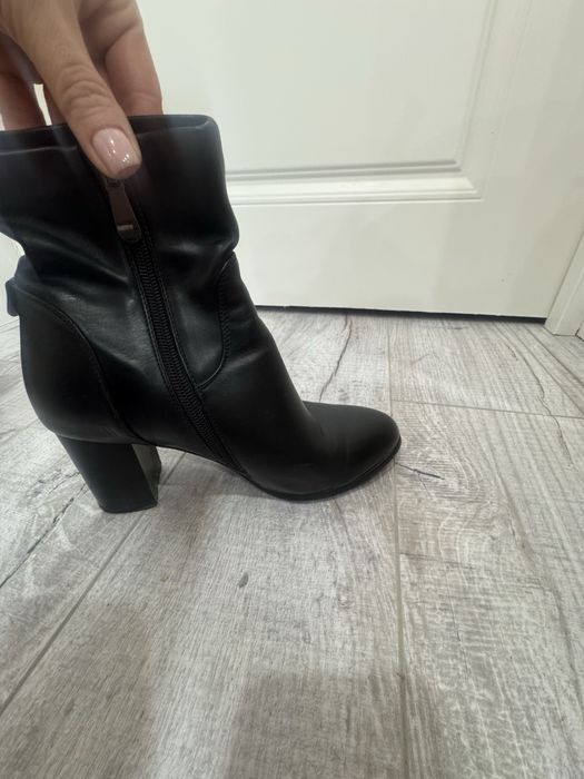 Продам сапоги осень весна