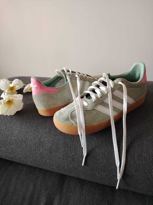 Маратонки 35 и 37 номер Adidas Gazelle Palladium