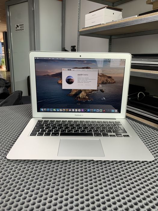 Macbook Air 13 2015. Core i5.