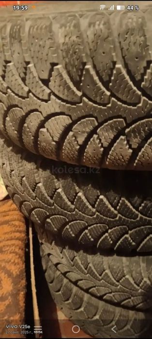 Продам покрышки зимние