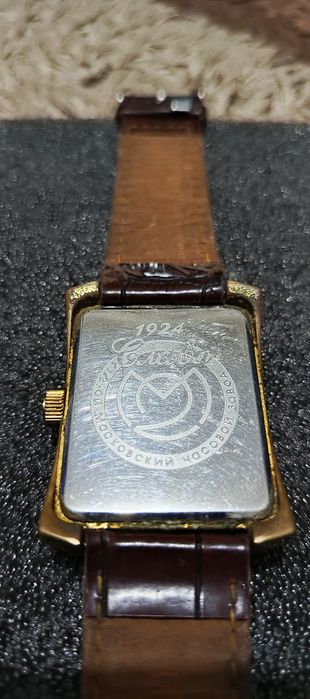 Продам Часы Слава 21 камень