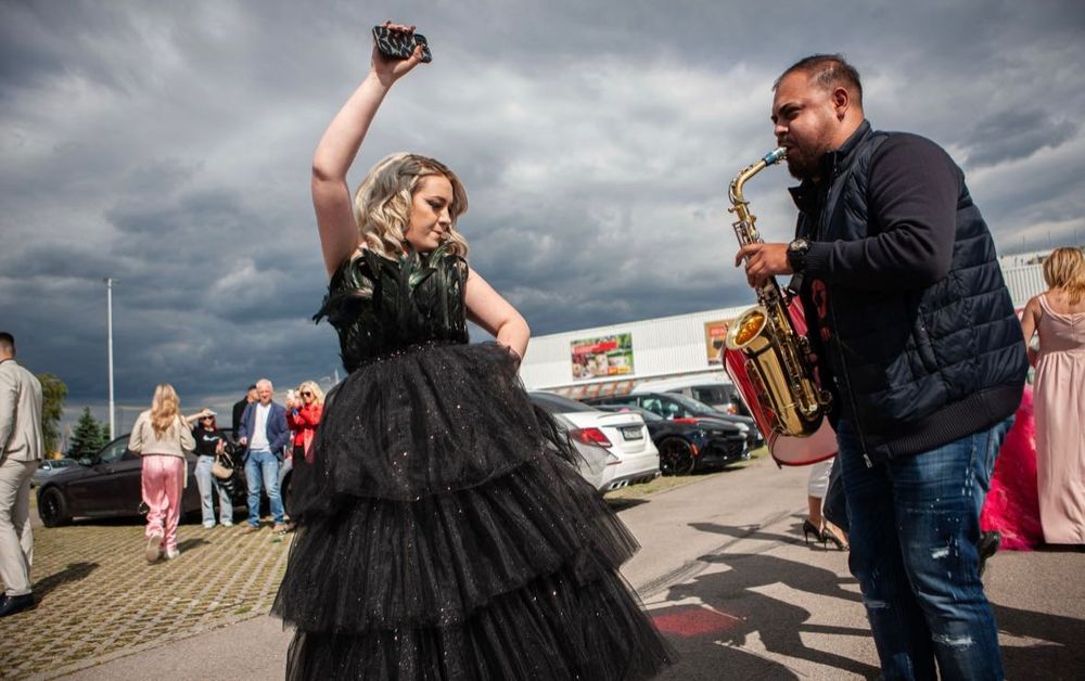 Бална рокля в черно