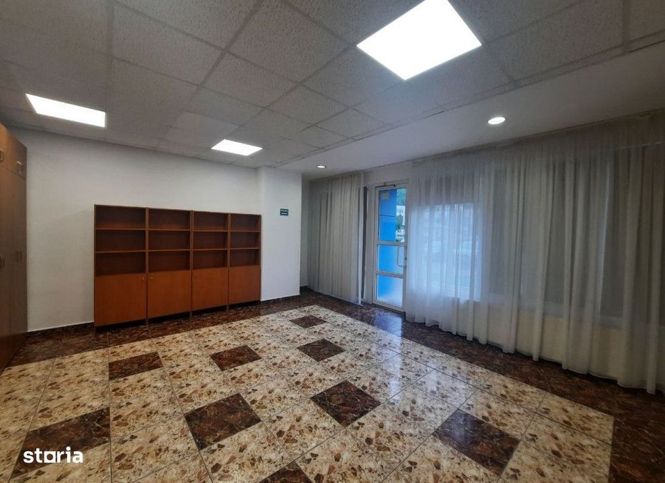 Spatiu comercial Central , 38 metri Cod:162578