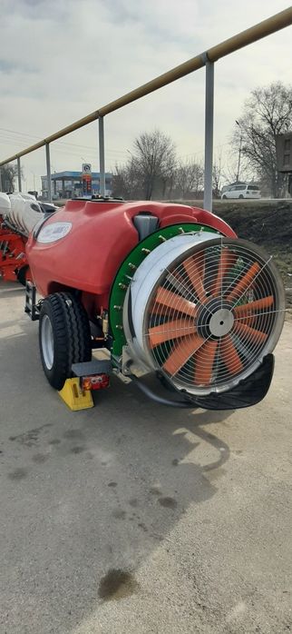 Опрыскиватель Садовый и полевой