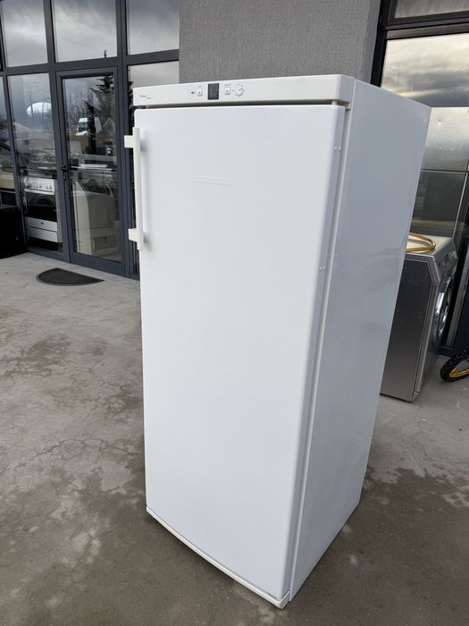 Фризер Либхер No Frost 144см