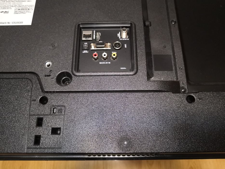 телевизор HITACHI