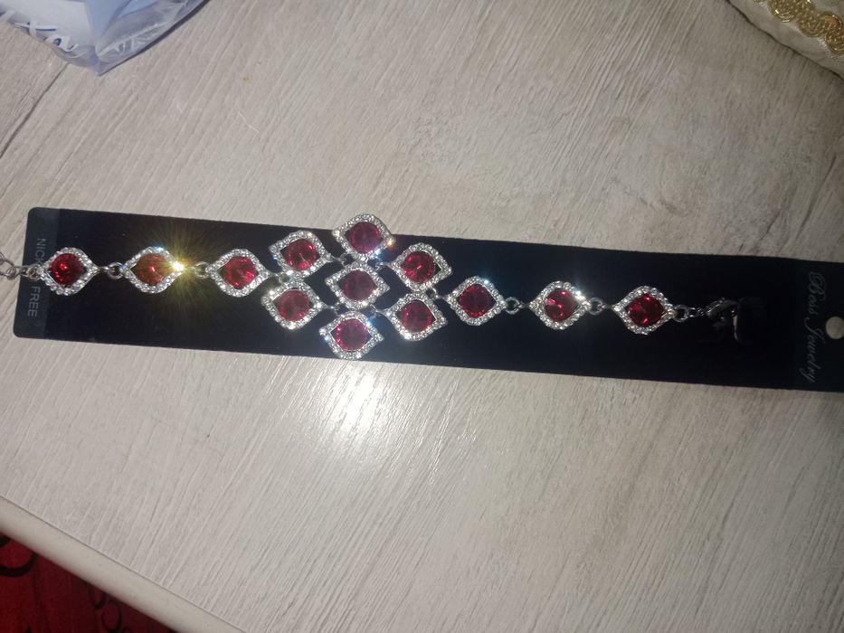Продам новый браслет