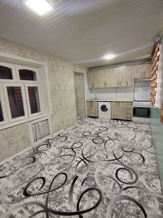 Продаётся квартира 22 квартал 2/1/4 вдоль дороги дом