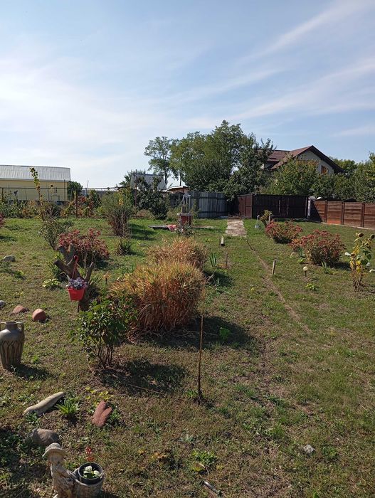 Vând casă cu teren 2200mp sat Bogdanesti