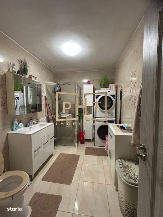 Apartament de vanzare, 3 camere, 58 mp, zona Florilor!