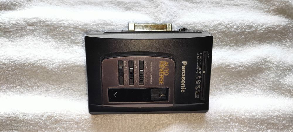 Panasonic RQ-V151 walkman+casetă cadou