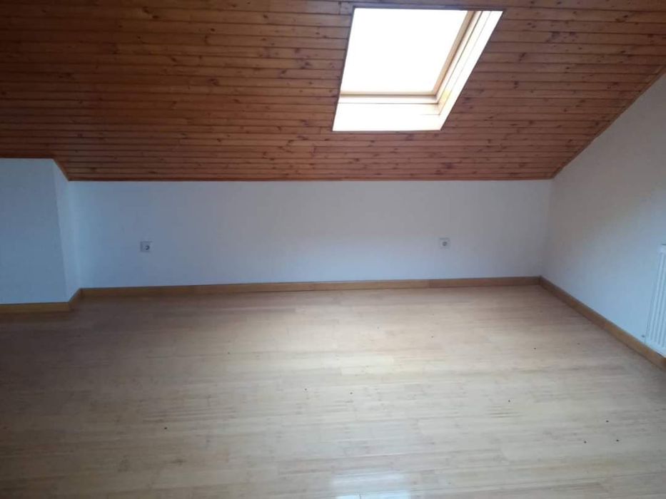 Vand Apartament 3 camere 105 mp utili cu 2 locuri parcare incluse, Pro