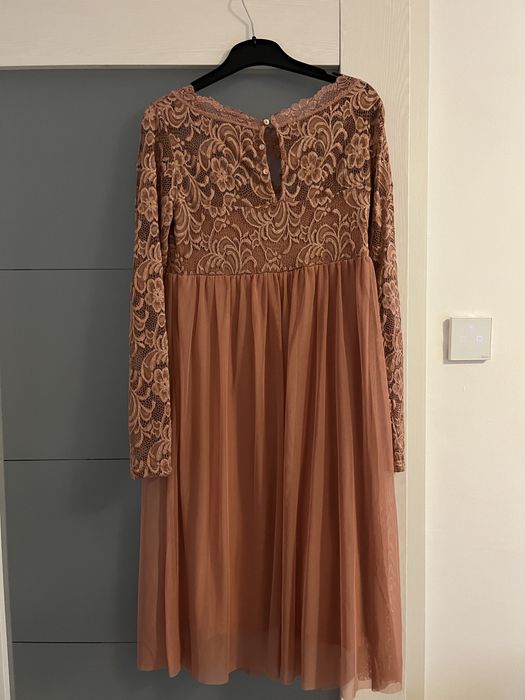 Vand rochie ocazie