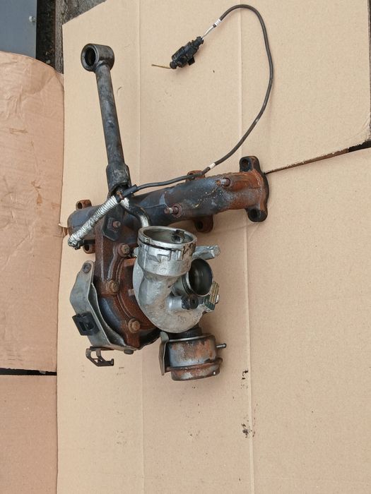 Turbina Turbo 1.9 TDI BLS 105 cp DPF Passat B6 Golf 5 6 Touran Skoda