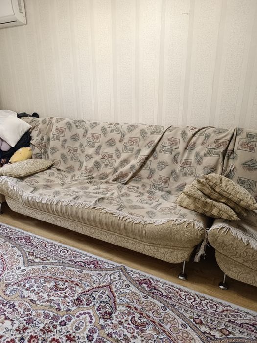 Продам мягкий уголок.