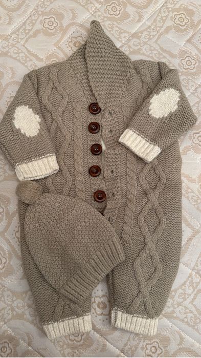 Комбинезон вязанный детский