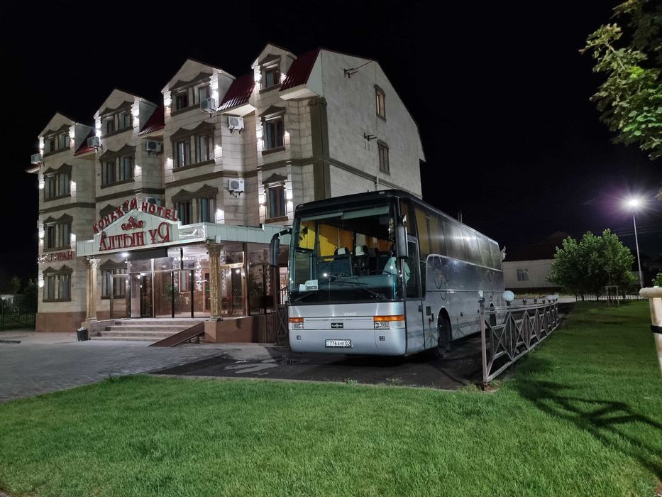 Автобус для тура