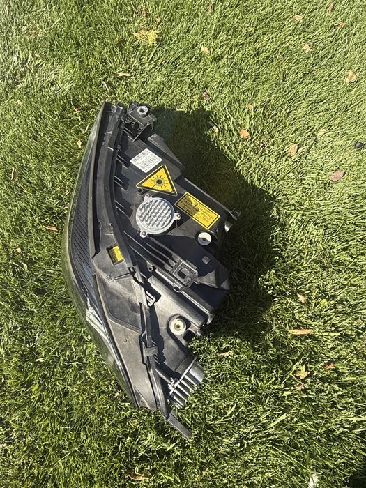 Far bmw seria 8 g14 g16 stanga shadow line laser