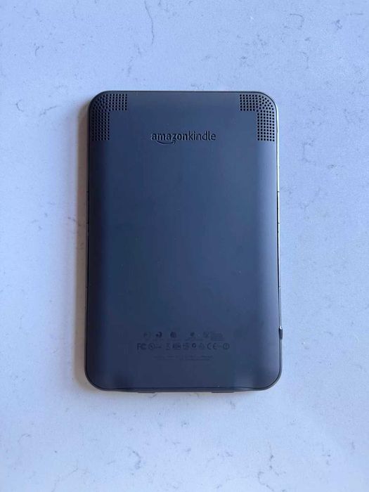 Четец Електронен - Amazon Kindle 3-rd Gen, Wi-Fi, 4G, 6.0" инча