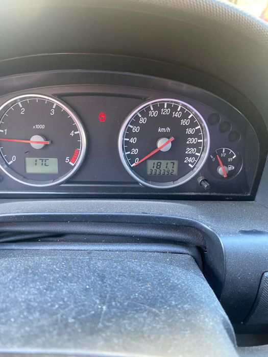 Vând mașina Ford Mondeo mk3