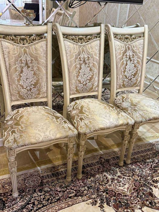 ideal holatda stullar sotiladi (10 dona)