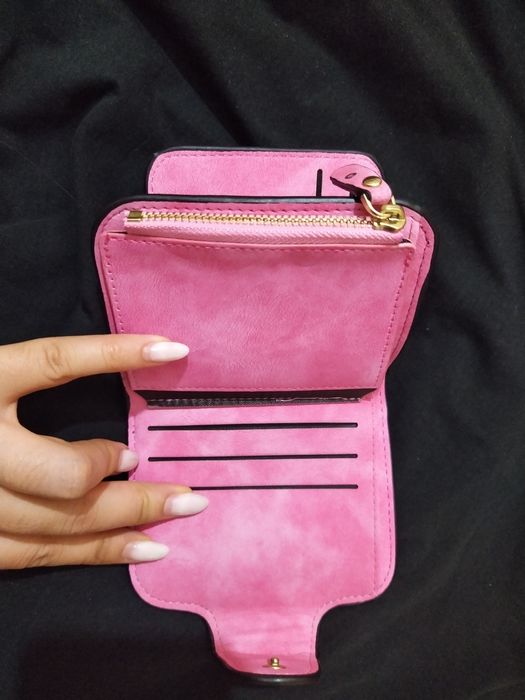 Женский, розовая замша