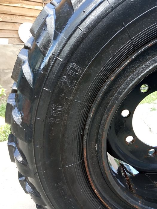 Продам колесо в заборе