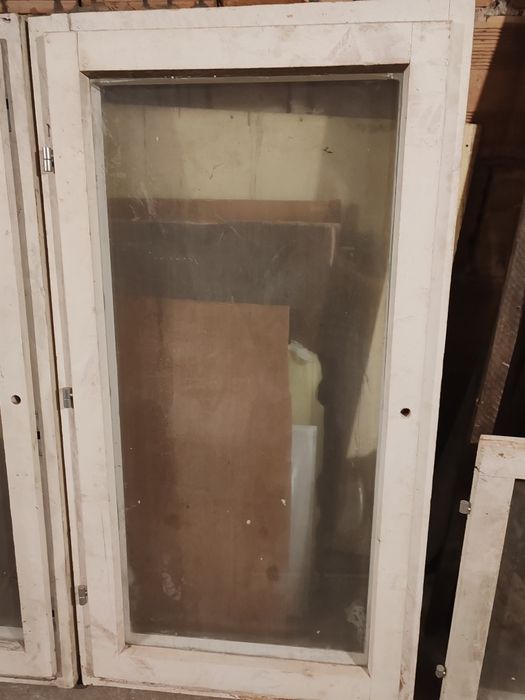 Продавам Дървена Дограма,