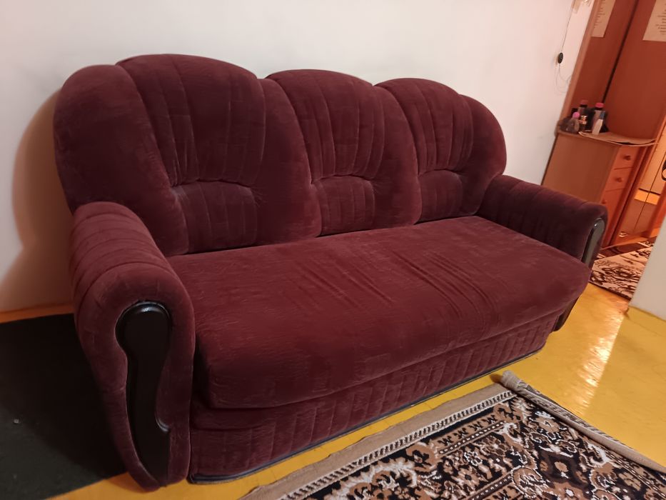 Отличный диван и 2 кресло