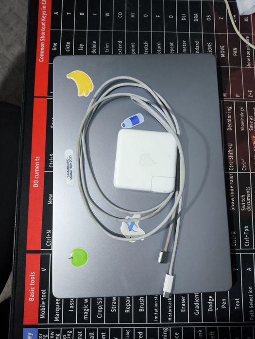 MacBook pro M1 pro 16/512