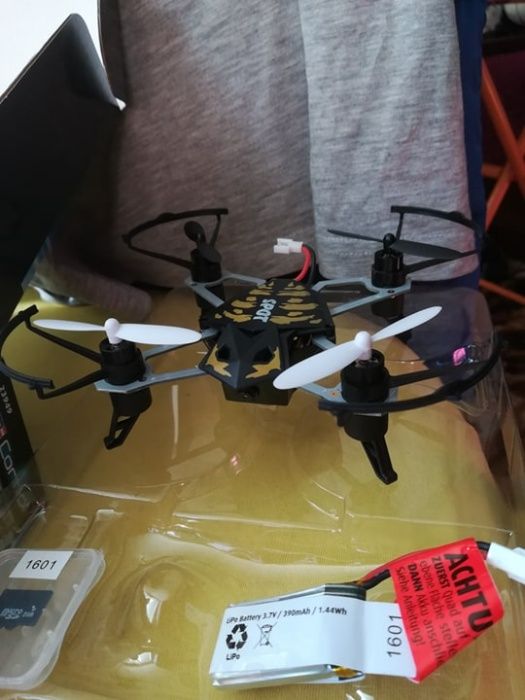 2 броя Мини дрон REVELL Spot 23949, квадрокоптер с камера