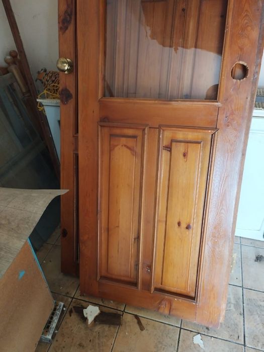 Продам межкомнатные двери