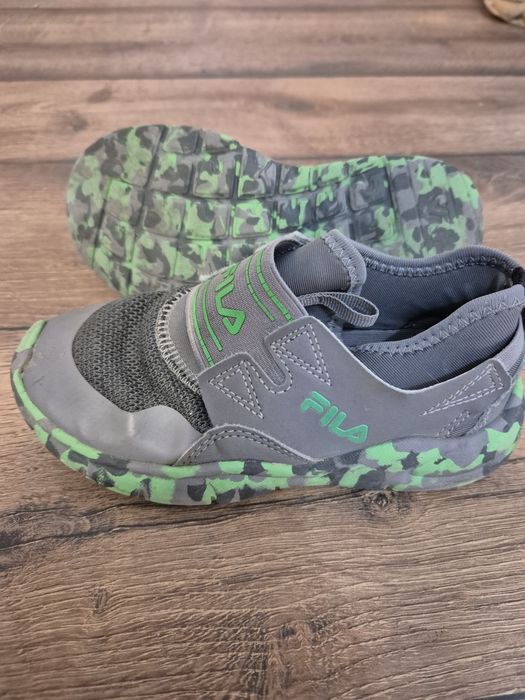 Adidași mici și mari