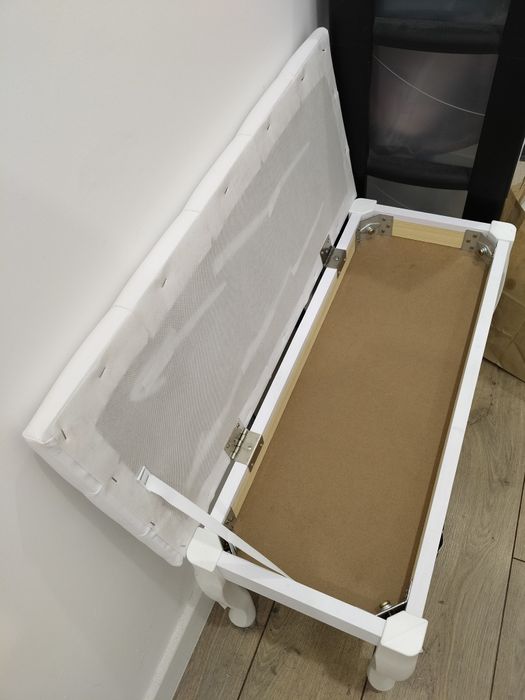 Скамейка в прихожую