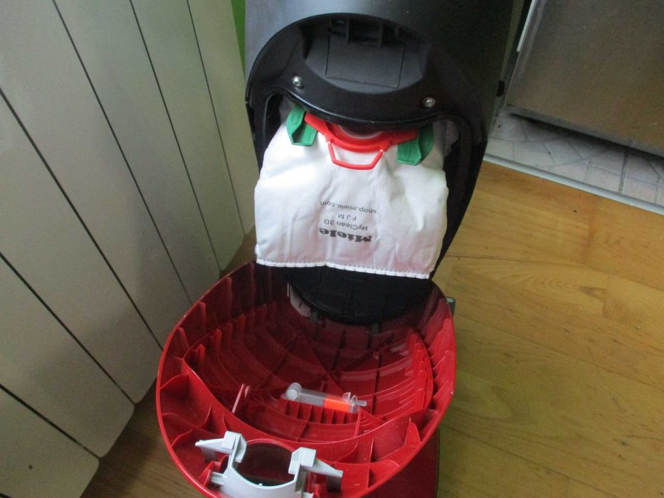 aspirator miele 1800W