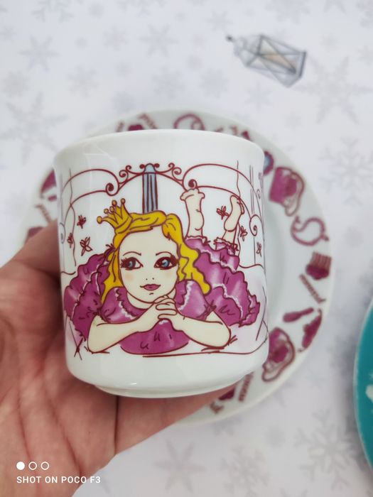 Детская посуда с принцессами
