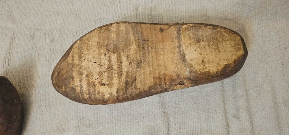 saboti vechi din lemn olanda