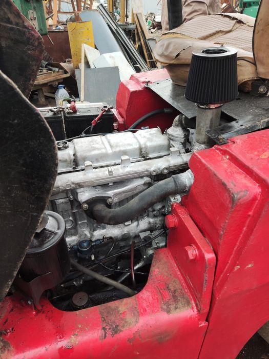 Погрузчик продается 3 тонник. в хорошем состоянии.