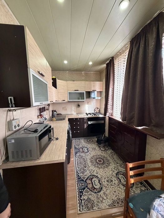 Продаётся квартира Чиланзар 6 квартал 2в3/2/4 кирпич