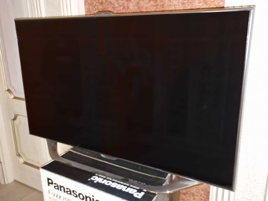 Телевизор Samsung UE40ES8007