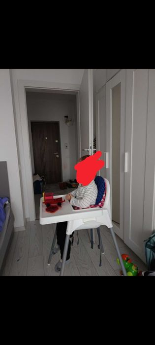 Scaun masa bebelus Antilop Ikea cu curele si perna