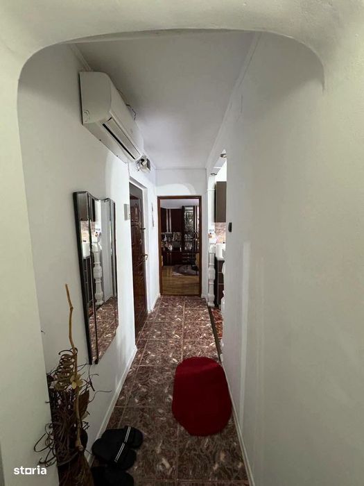 Apartament 2 camere decomandat, mobilat si utilat, 49000 euro