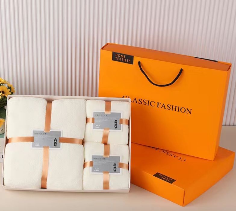 Продам Подарочные наборы.