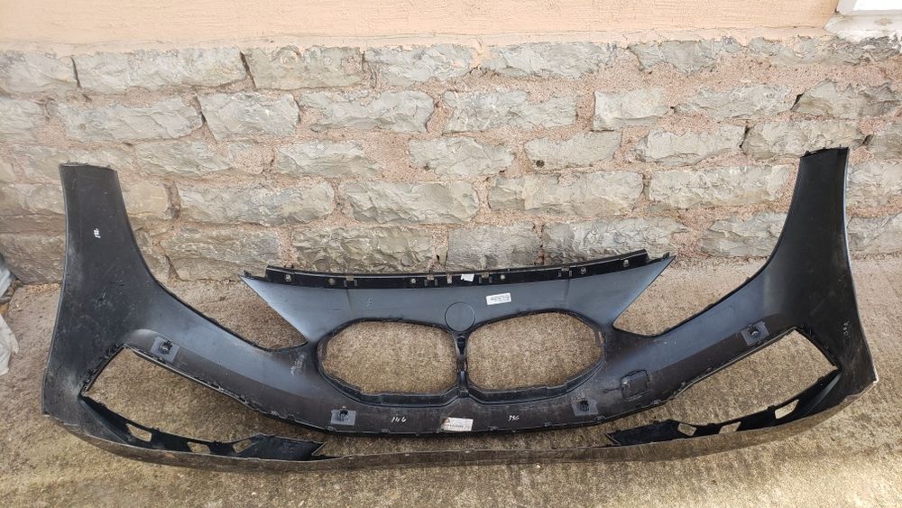 bronq/broni BMW 1  F40  2019-24g.