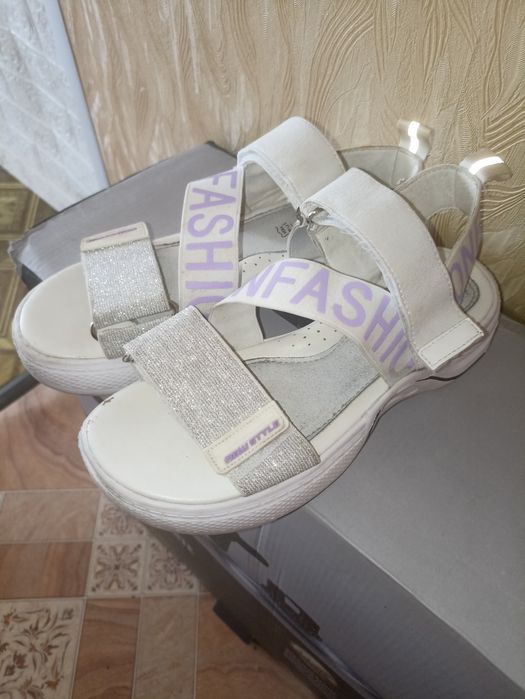 Продам 38 размер